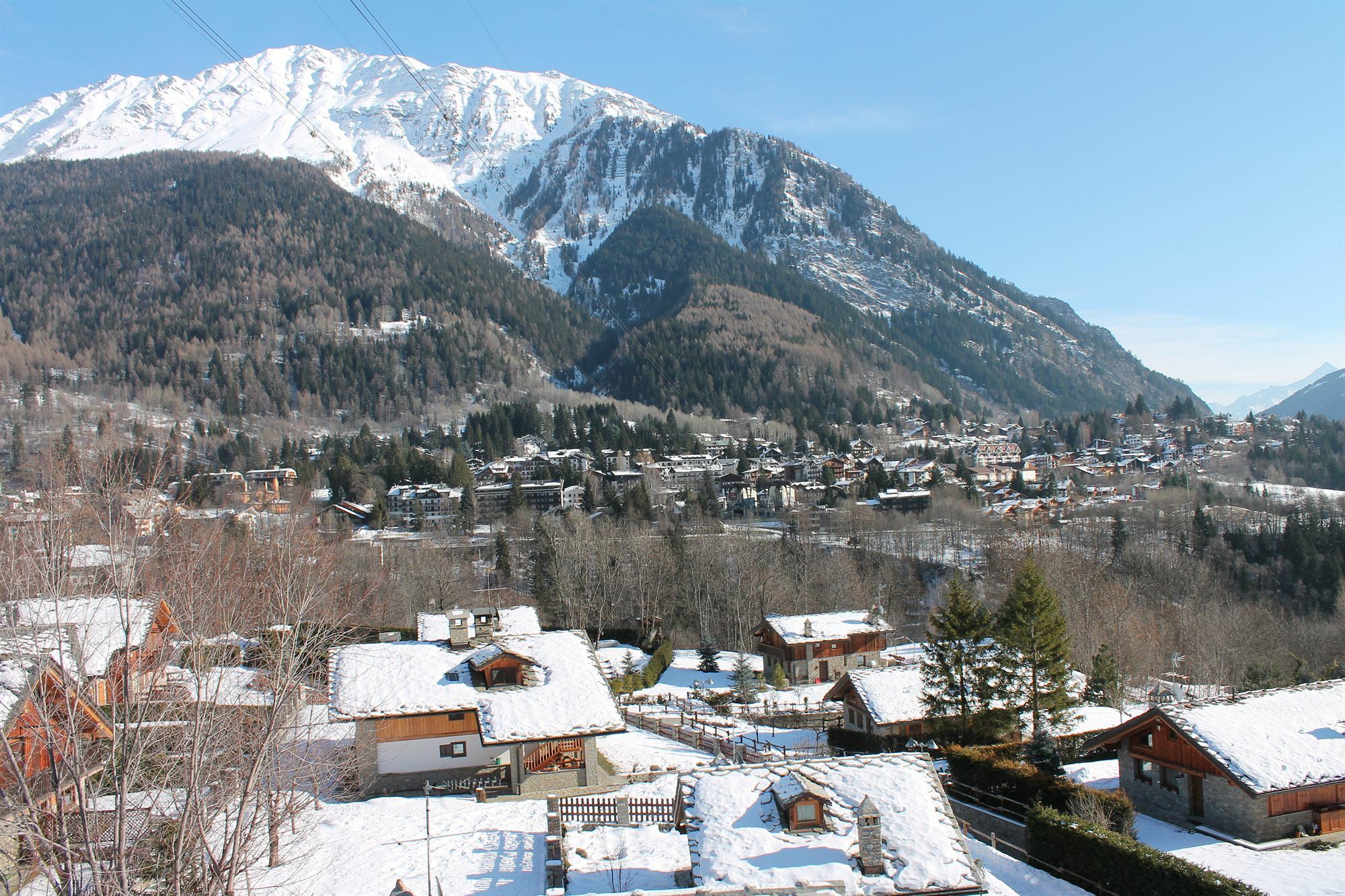 Hotel De La Telecabine Courmayeur Bagian luar foto